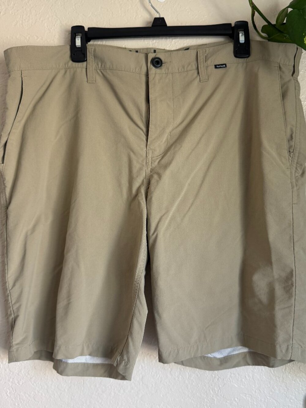 Hurley Dri-FIT Khaki Golf Shorts Men’s 38 Performance Casual - Picture 1 of 7